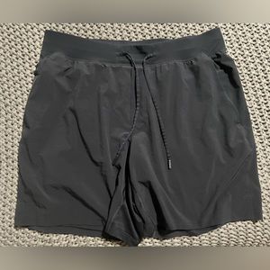 T.h.e. Linerless Lululemon short 
7 inch 
Size XL